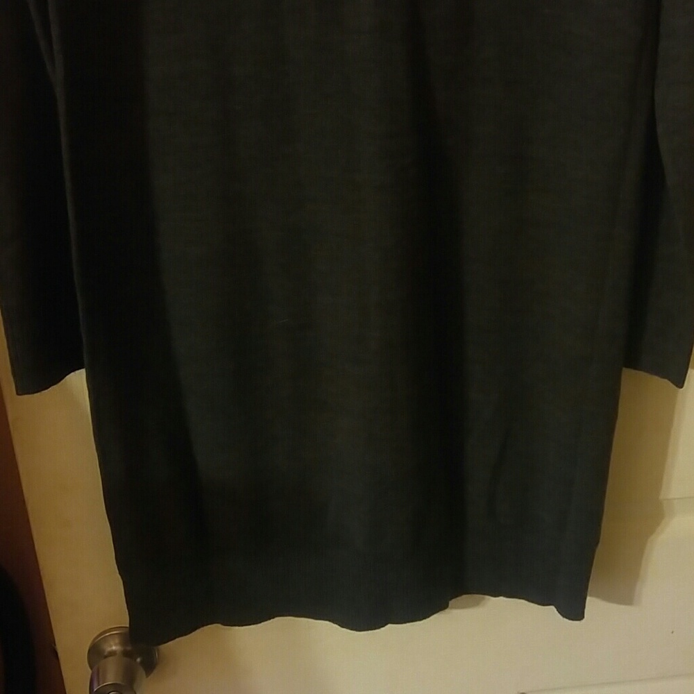 Dress - Picture 5 of 6